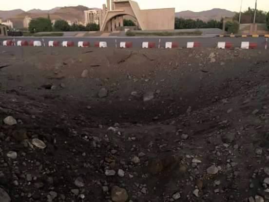 طيران التحالف يقصف ميدان السبعين بعد أنباء عن تجهيزه كمدرج بديل للطائرات