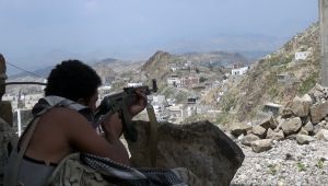 قيادي بالمقاومة الشعبية يكشف حقيقة استعادة قوات الشرعية لمديرية حيفان بتعز