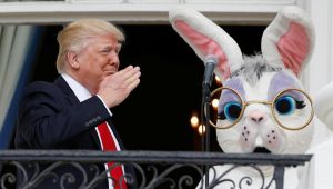 في البيت الأبيض.. أرنب وبيض وأطفال برعاية ترمب