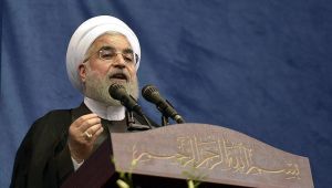 روحاني يتقدّم على منافسيه في الانتخابات الرئاسية الإيرانية