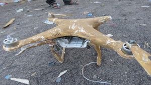 الجيش الوطني يسقط طائرة استطلاعية للحوثيين بصرواح (صورة)