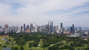 طلبة الثانوية العامة في ماليزيا يناشدون الحكومة الشرعية بإصدار استمارات الثانوية العامة