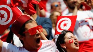 المشجعون العرب يتوحدون وراء "أملهم الأخير" تونس