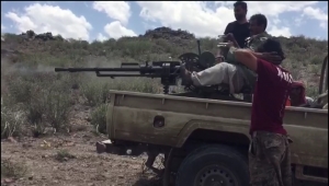 قتلى وجرحى في معارك بالضالع والحوثيون يقصفون منزلاً بصاروخ كاتيوشا