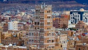 الحرب تُهجّر الأدب وتُقصي الكُتّاب في اليمن (تقرير)