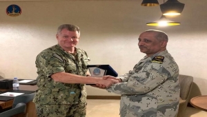 مباحثات يمنية أمريكية حول الأمن البحري