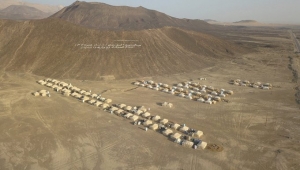 تقرير رسمي: نزوح نحو أربعة آلاف شخص جراء قصف الحوثيين المخيمات بمأرب