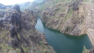 إب.. وفاة شاب غرقاً في سد مائي بمديرية الرضمة