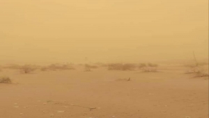 الأرصاد اليمني يُحذر من موجة غبار وانخفاض درجات الحرارة