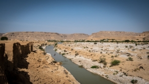 مياه توتال السوداء.. الموقع بوست ينشر نص تحقيق "L’Obs" حول تداعيات التلوث التي تورطت بها الشركة في اليمن