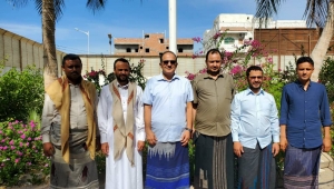 وزير الصحة يلتقي الصحفيين المحررين من سجون الحوثي