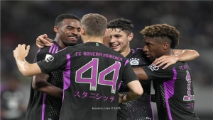 الضربة الأخيرة.. ليفربول ويونايتد يتسابقان نحو "مهمش" البايرن