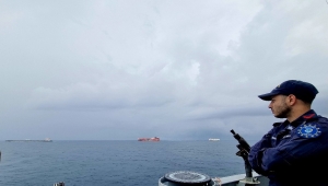 مهمة الاتحاد الأوروبي: نحتاج مزيداً من السفن الحربية لمواجهة هجمات الحوثيين بالبحر الأحمر