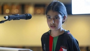 "أنصتوا لضمائركم".. طفلة بريطانية تطلق حملة تبرعات لأقرانها بغزة