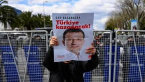 اعتقال رئيس بلدية إسطنبول بتهم "فساد" ومظاهرات تندد بـ"ضربة للديمقراطية"