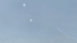 سقوط صاروخ أطلق من اليمن خارج الأجواء الإسرائيلية