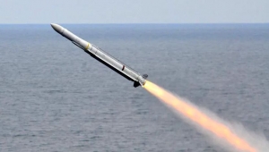 إعلام عبري: واشنطن اعترضت صاروخا من اليمن أطلق نحو إسرائيل أثناء مروره في الأجواء السعودية