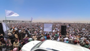 تفاعل واسع مع احتشاد حلف قبائل حضرموت.. صفعة بوجه الانتقالي وخطوة أولية أمام بناء الدولة الاتحادية