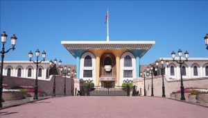 ترحيب عربي بالاستضافة العمانية لأولى جولات محادثات طهران وواشنطن