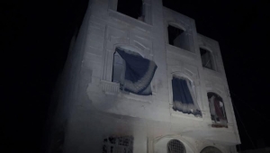 الحوثيون: ارتفاع ضحايا القصف الأمريكي بأمانة العاصمة إلى 16 قتيلا وجريحا