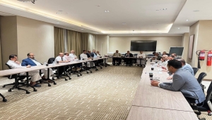 تكتل الأحزاب اليمنية يدين استضافة المؤتمر القومي العربي لزعيم الحوثيين