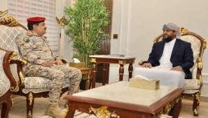 المحرّمي يناقش مع الداعري مستجدات الأوضاع العسكرية وتعزيز القدرات الدفاعية