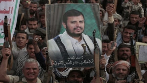 صحيفة أمريكية: السعودية نفذت 145 ألف مهمة قتالية واستطلاعية فوق اليمن وعجزت عن إخراج الحوثي من كهوفه