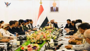 العرادة يترأس اجتماعاً لتنفيذي مأرب ويشدد على تسهيل معاملات المواطنين