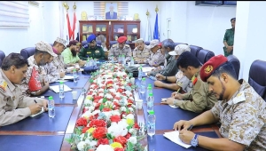 توجه لتعزيز انتشار قوات أمنية والشرطة العسكرية بعدن بإشراف العمالقة ودرع الوطن