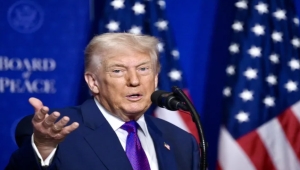 وول ستريت جورنال: ترمب يبحث ضربة محدودة لإيران للضغط نحو صفقة نووية