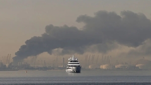 التايم: الضربات الانتقامية الإيرانية تُشكك في صورة الاستقرار في الخليج (ترجمة خاصة)