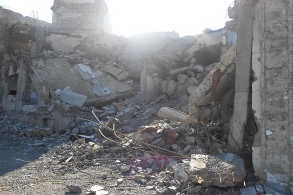 تقرير حقوقي يكشف ارتكاب الحوثيين وقوات صالح جرائم واسعة بصبر الموادم (صور)