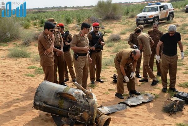 القوات السعودية تتصدى لصاروخ روسي اطلقه الحوثيون وتفككه داخل جازان (صور)