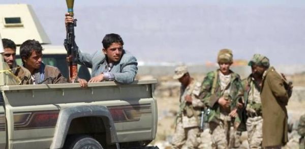 صحيفة : الانقلابيون يفرضون مبالغ كبيرة على تجار العاصمة صنعاء