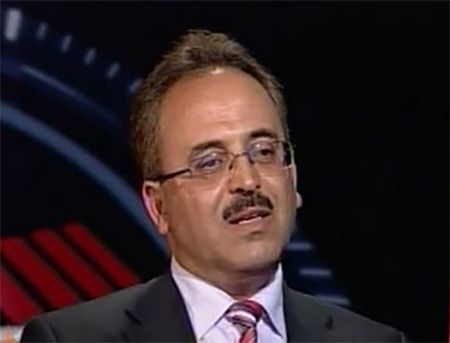 مقتل اللواء عبد القادر هلال إثر تعرضه لإصابة بليغة في الصالة الكبرى بصنعاء