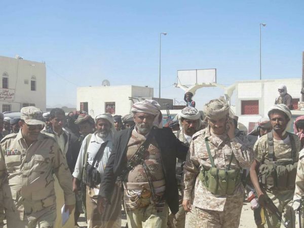 مقتل 25 وإصابة العشرات من عناصر المليشيات في معارك بيحان ومحافظ شبوة يشرف على المعارك (صور)