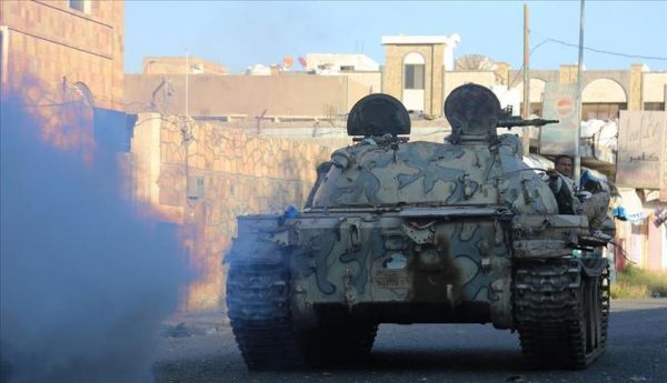 اليمن في بداية 2017.. حل سياسي يتراجع وخيار عسكري يتصدر