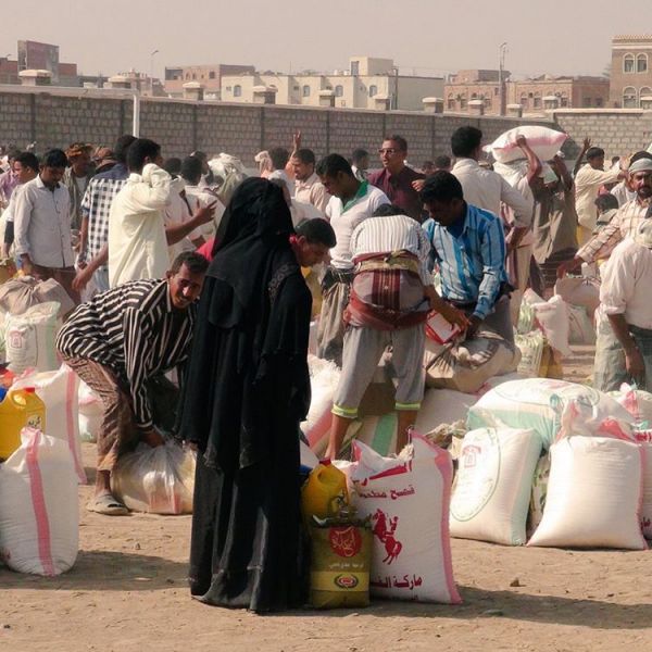 مؤسسة قطرية تغيث أكثر من سبعة ألف نازح يمني