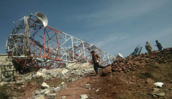 الحوثيون يقصفون أبراج الإتصالات في مأرب