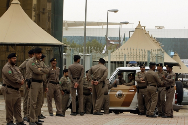 السعودية.. شرطة عسير تحقق في إطلاق نار أدى لمقتل 6 مواطنين