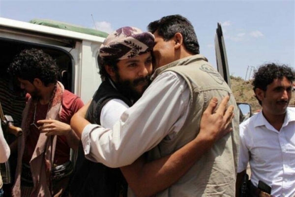 الحوثيون يتهمون الحكومة بعرقلة جهود الأمم المتحدة لإطلاق سراح الأسرى والمختطفين