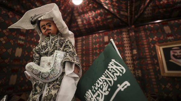 السعودية تحتفل بيومها الوطني بعروض عسكرية ومهرجانات ترفيهية