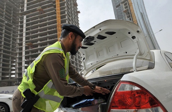 السعودية تحتجز أمريكيا من أصل يمني بسجن سياسي بعد خلاف مع شرطي