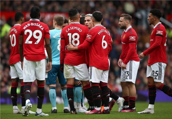 مفاجأة بشأن عملية بيع مانشستر يونايتد