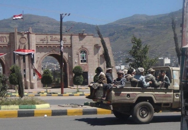 للمرة الثانية.. الحوثيون يستقدمون تعزيزات من صعدة وصنعاء لقمع التظاهرات في مدينة إب