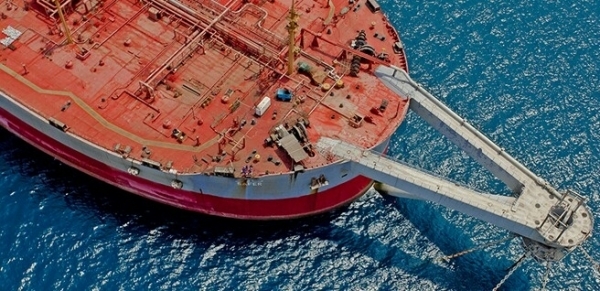 قناة السويس تعفي سفينة ستساهم في عملية إنقاذ خزان صافر من رسوم العبور