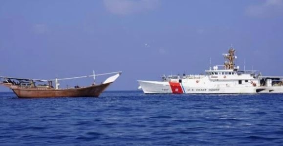 هيئة بحرية: استمرار شحنات الأسلحة الإيرانية للحوثيين علامة على وجود مشكلة في المستقبل (ترجمة خاصة)