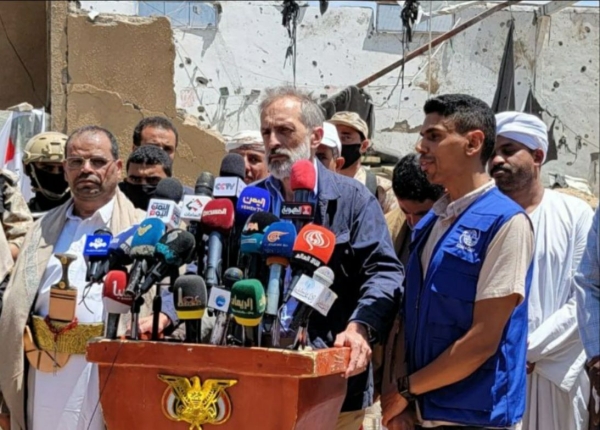 جوليان هارنيس يزور صعدة ويعبر عن قلق الأمم المتحدة لتداعيات الغارات الأمريكية في اليمن