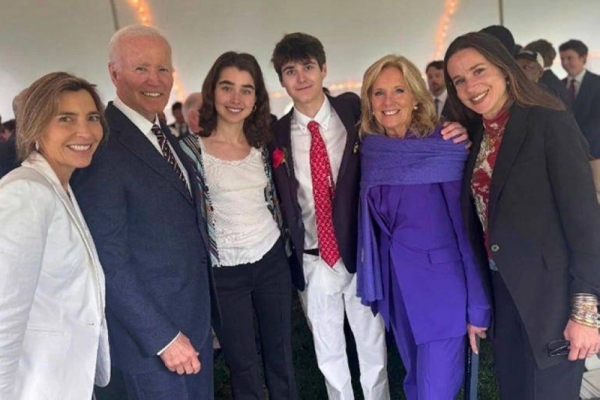 الظهور الأول لبايدن بعد إعلان تشخصيه بمرحلة متأخرة من السرطان