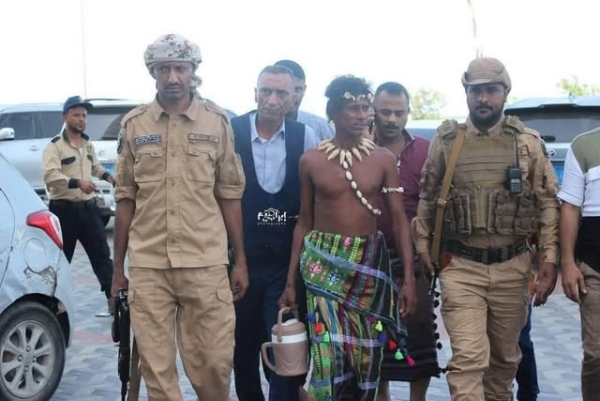 زيارة رجل كهف سقطرى لـ 